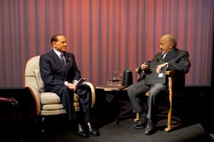 Silvio Berlusconi e Maurizio Costanzo L'intervista Canale 5