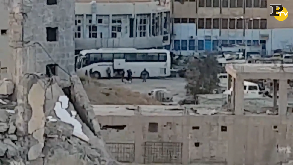 siria raqqa liberata isis fuga ospedale video