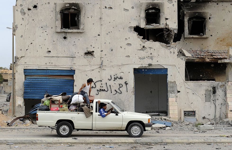 L'Isis a Sirte sotto doppio attacco