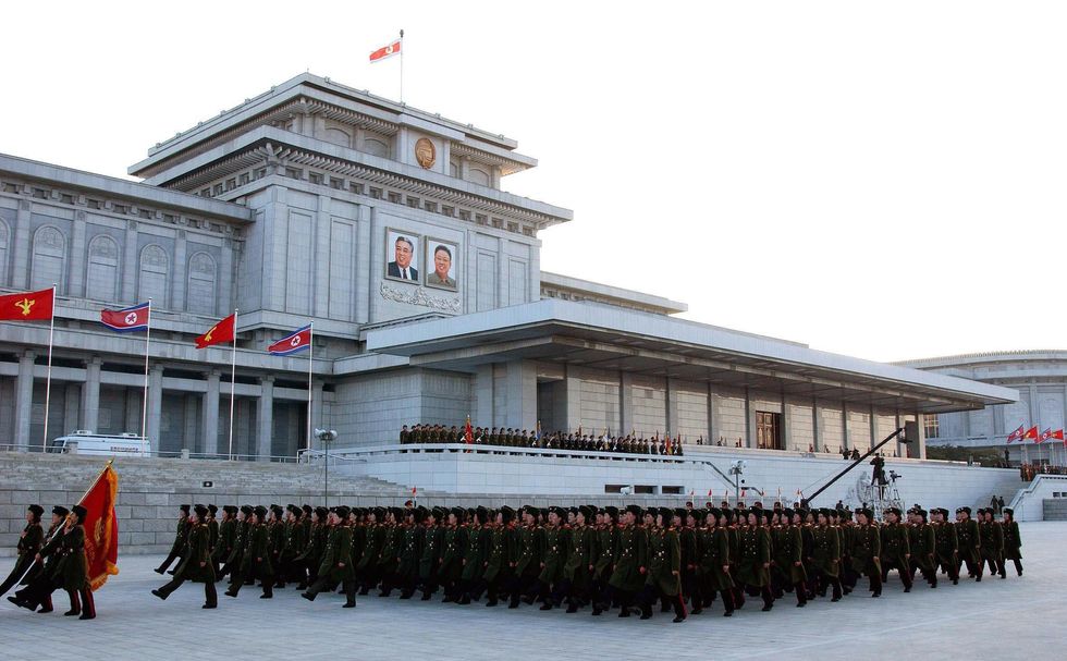 Rivoluzione a Pyongyang, via libera ai cellulari per gli stranieri