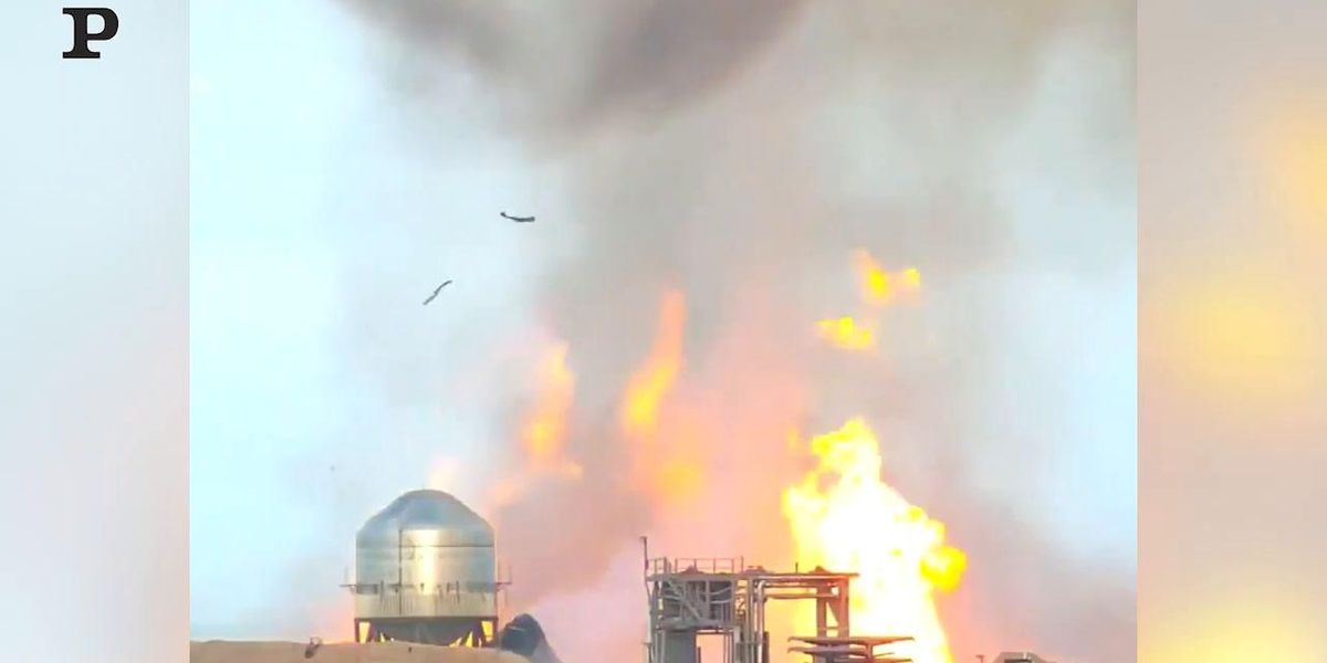 Space X, il razzo Starship esplode  dopo aver toccato il suolo