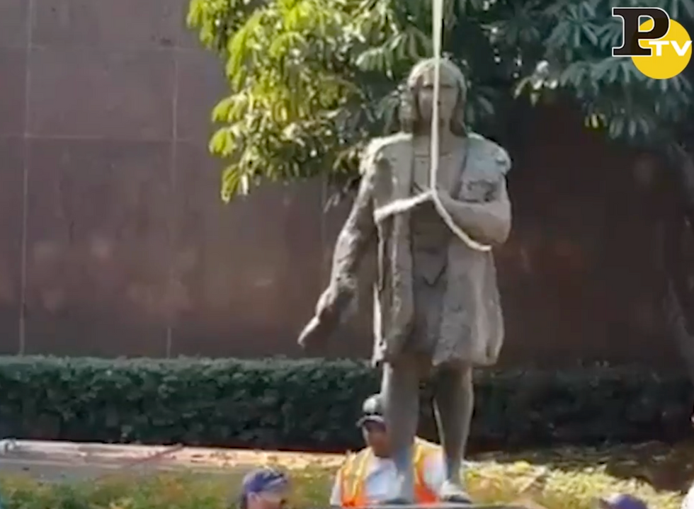 Statua Colombo video