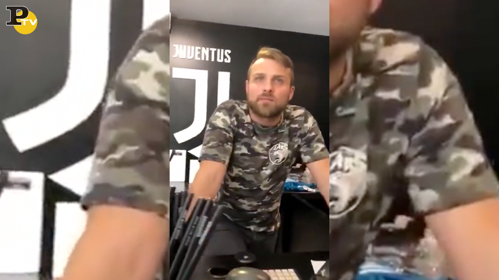tifoso chiede maglia Orsato Juventus Store video