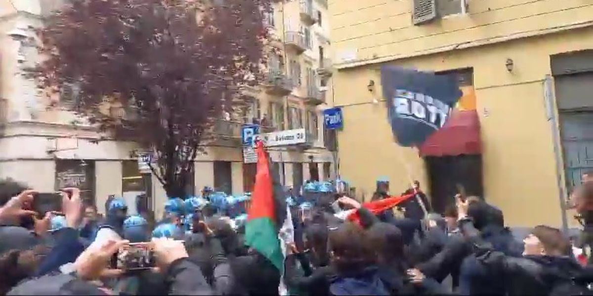 Torino, scontri durante la manifestazione pro Palestina | video