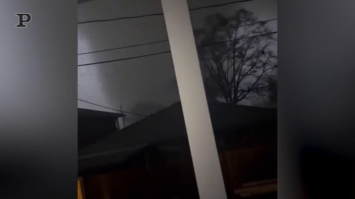 Tornado devasta New Orleans: 18mila case senza corrente | Video