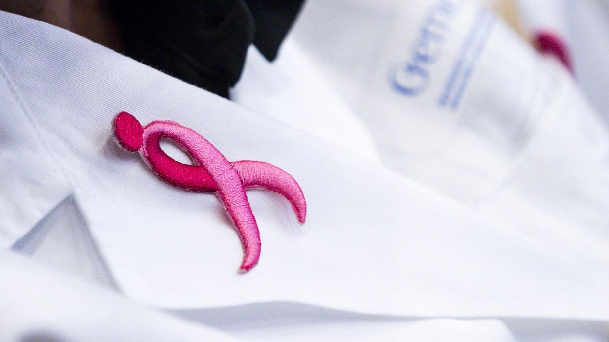 Convivere con un tumore al seno si può, ma serve informarsi