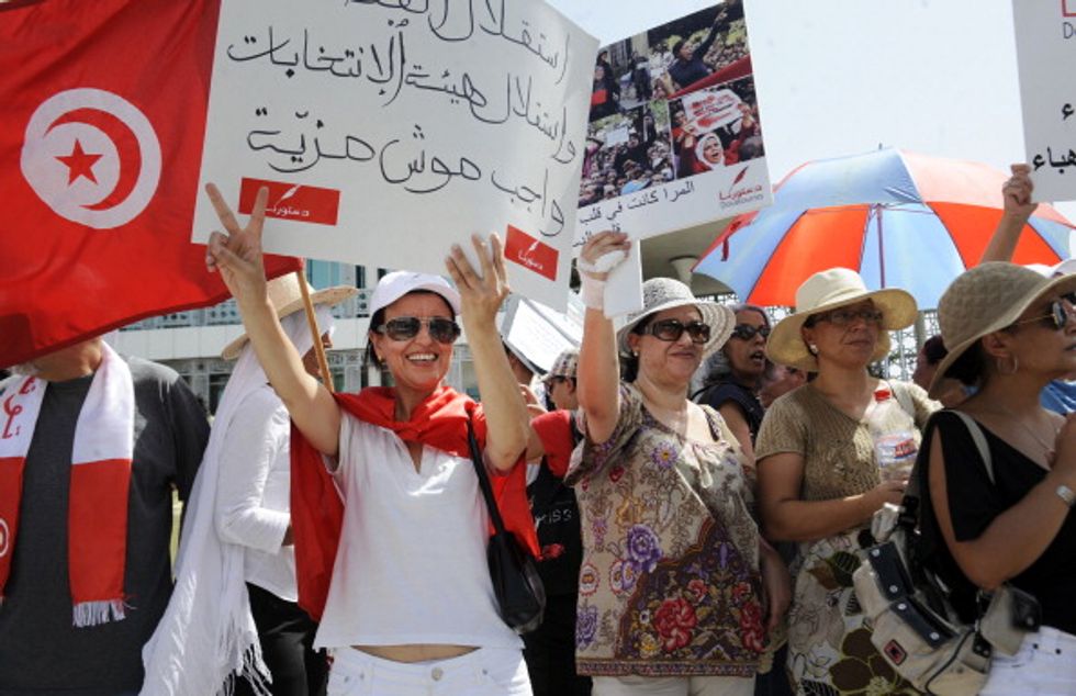 In Tunisia una Costituzione senza velo (quasi)