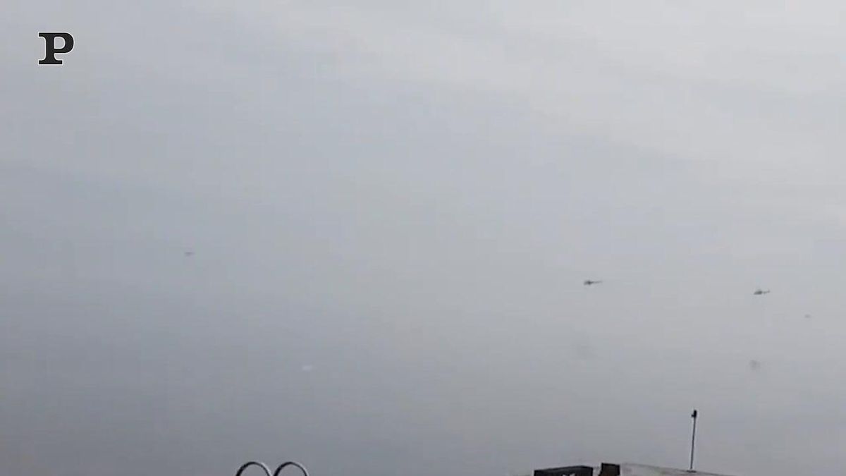 Ucraina, abbattuti due elicotteri russi | Video