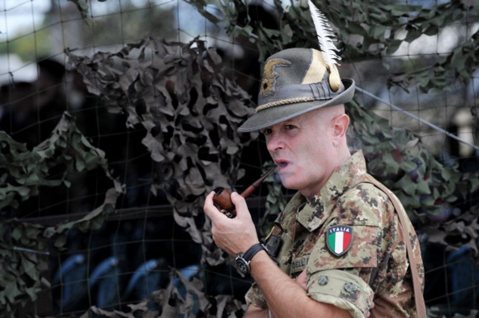 Mario Mauro: "In Kosovo gli italiani sono ancora determinanti"