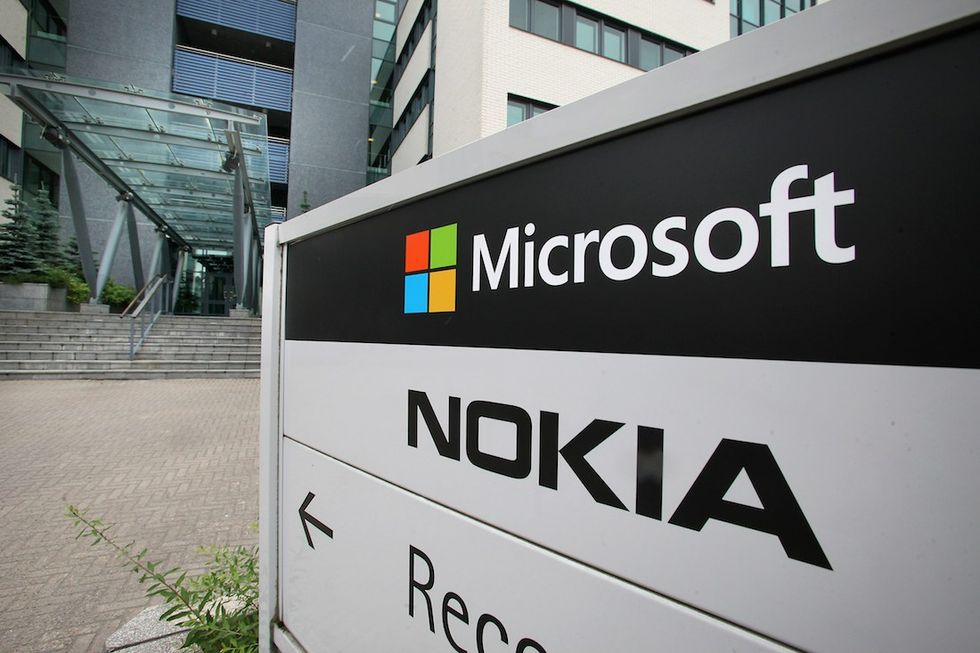 Microsoft: ecco cosa c’è dietro l’addio al marchio Nokia