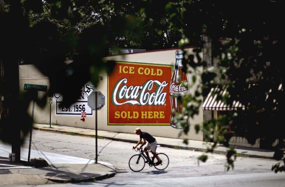 Coca-Cola, la bibita ora racconta storie