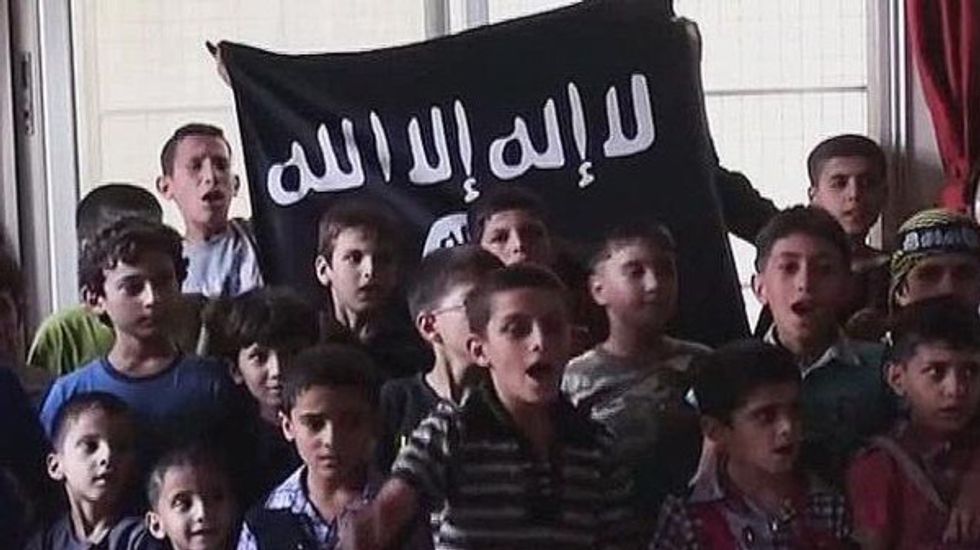 Così l'Isis tortura e uccide i bambini