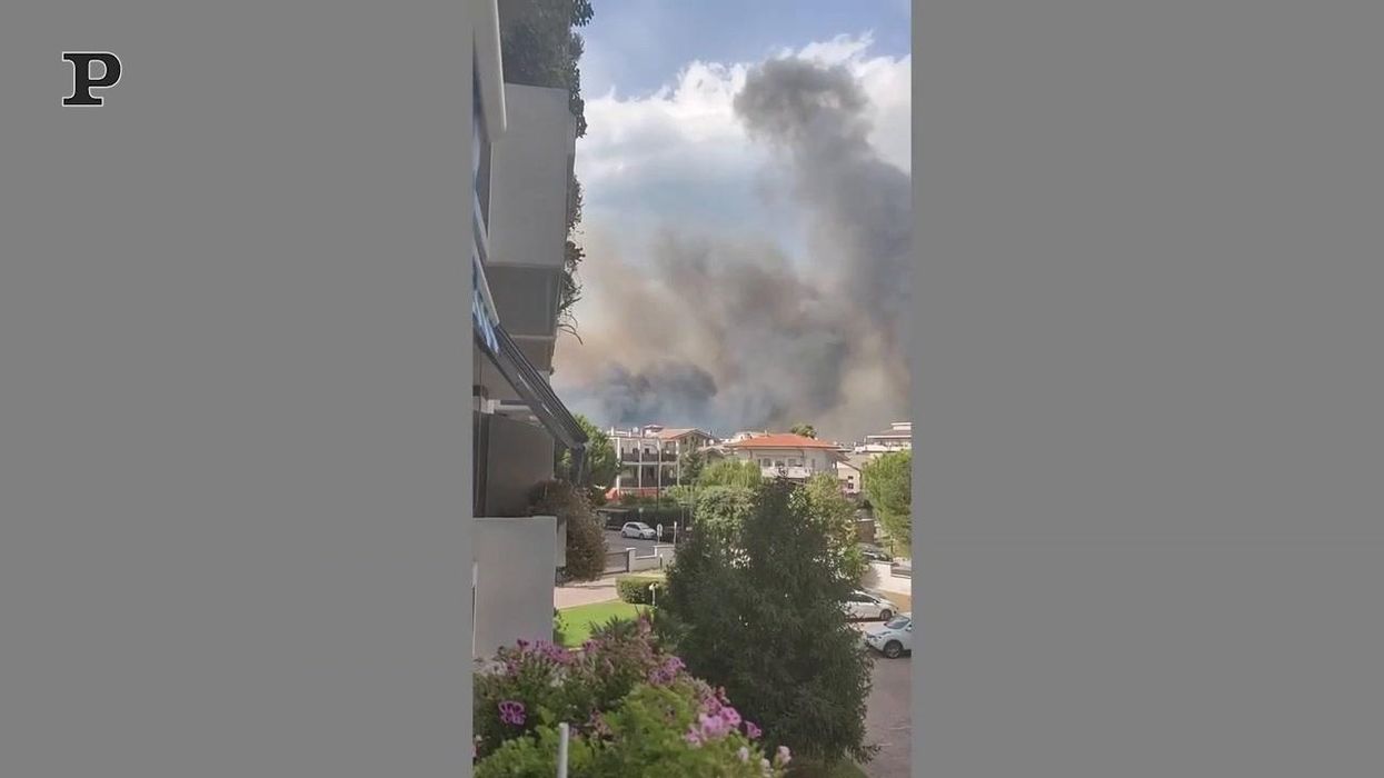 Pescara, incendio devasta la città | Video