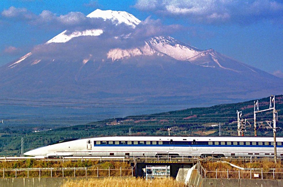 Shinkansen, 50 anni di alta velocità in Giappone