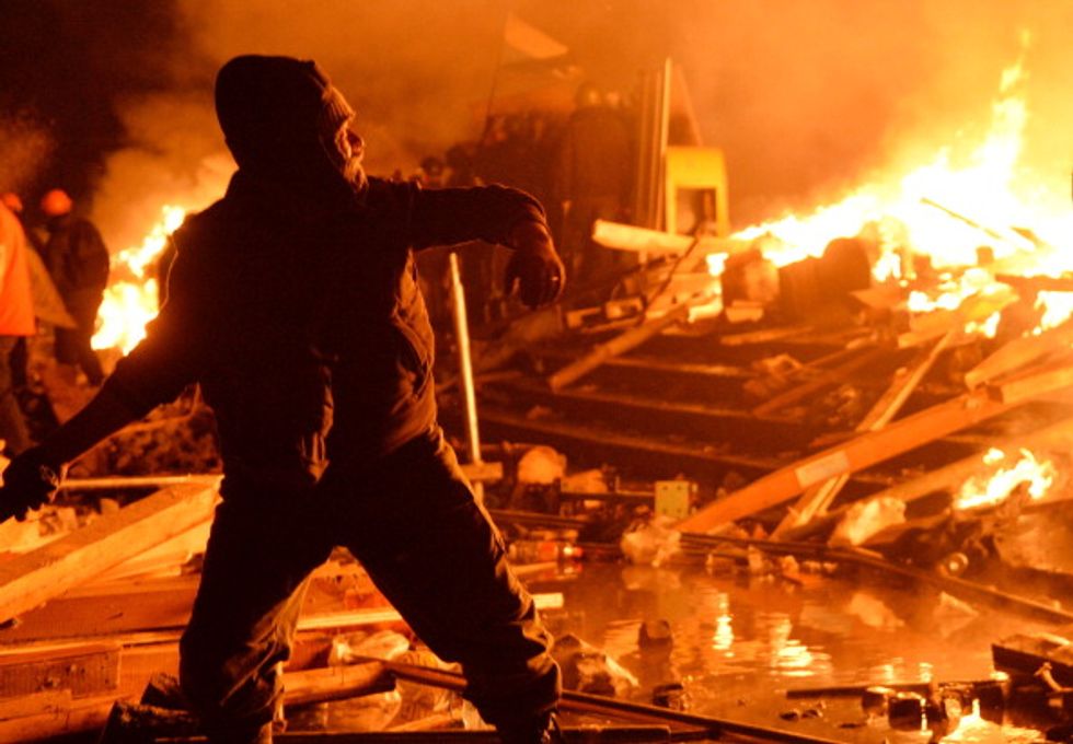 Ucraina, Kiev si tinge di sangue. Si teme la repressione