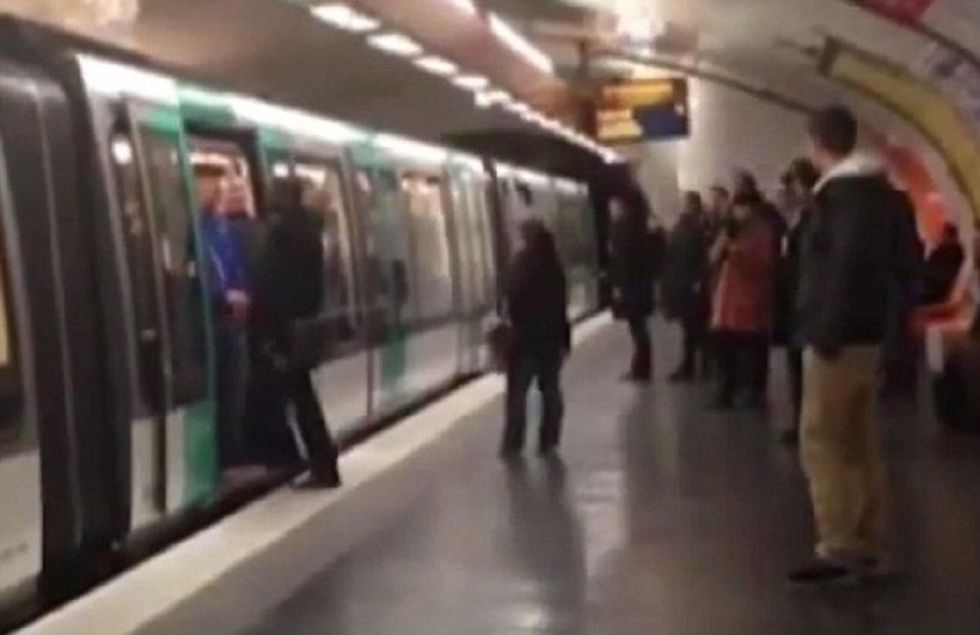 Il Chelsea pronto a punire i tifosi razzisti sul treno di Parigi