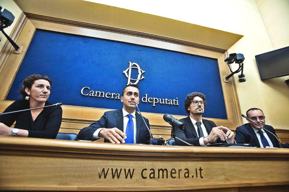 Grillo, un sì (condizionato) a Renzi sull'Italicum