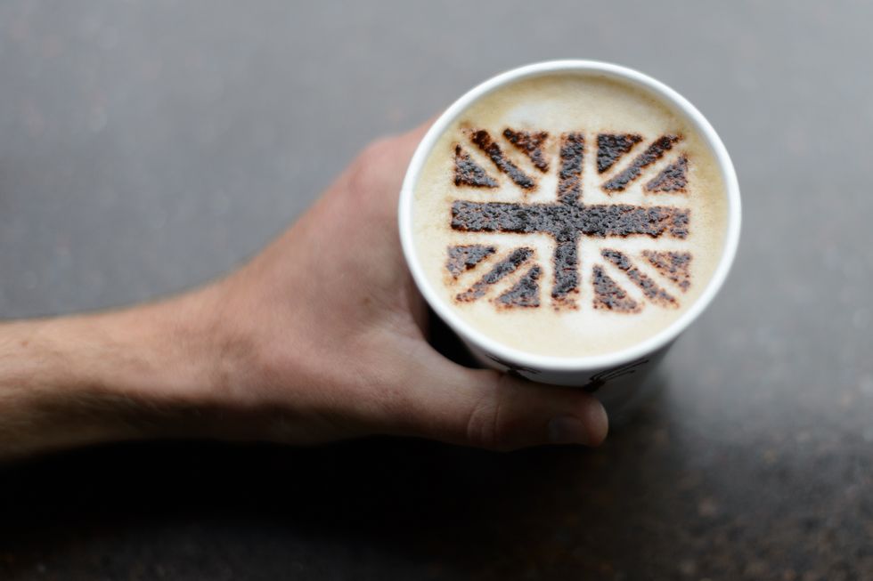 Lavazza sfida Starbucks: 400 nuovi caffè nel Regno Unito