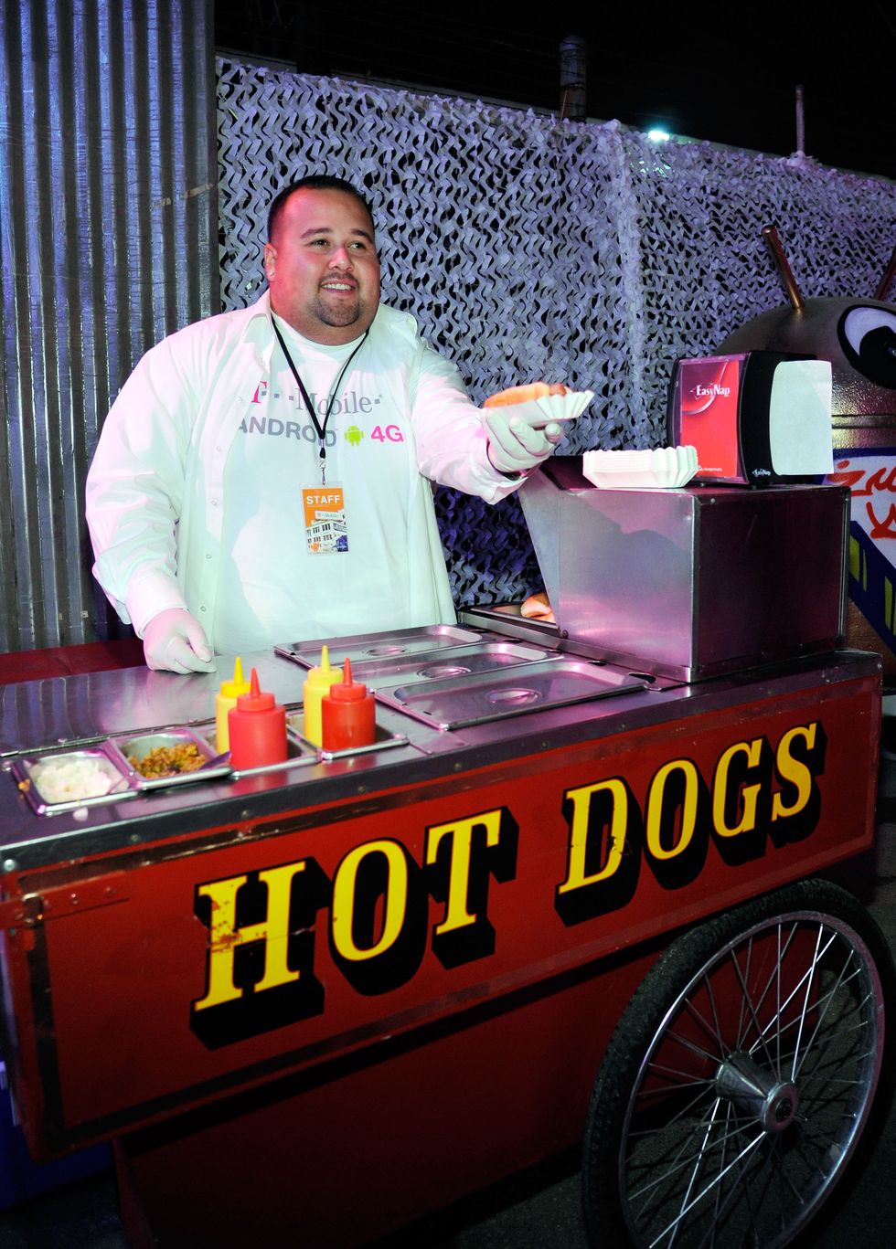 Vuoi far soldi a New York? Vendi hot dog