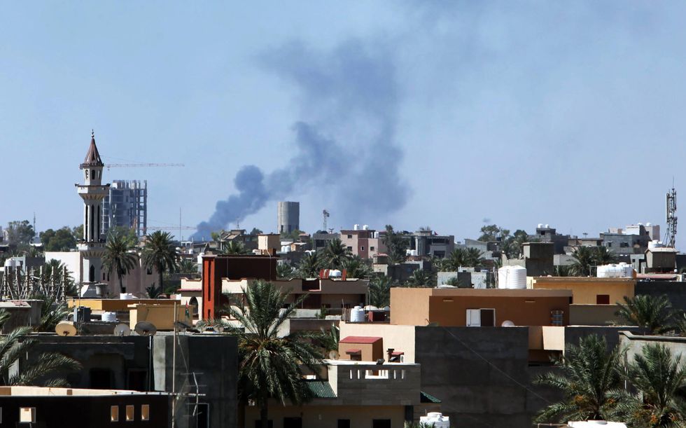 Anarchia in Libia, l’Occidente in fuga