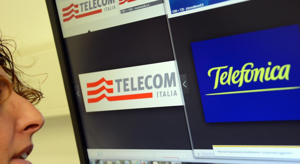 Telecom: a che titolo parla il presidente del Copasir?