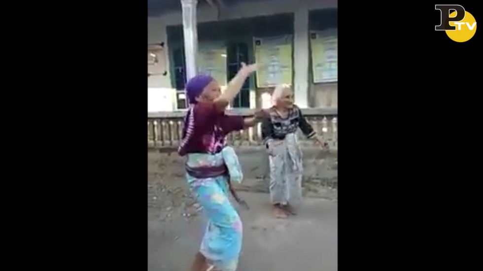 Vecchiette ballano video