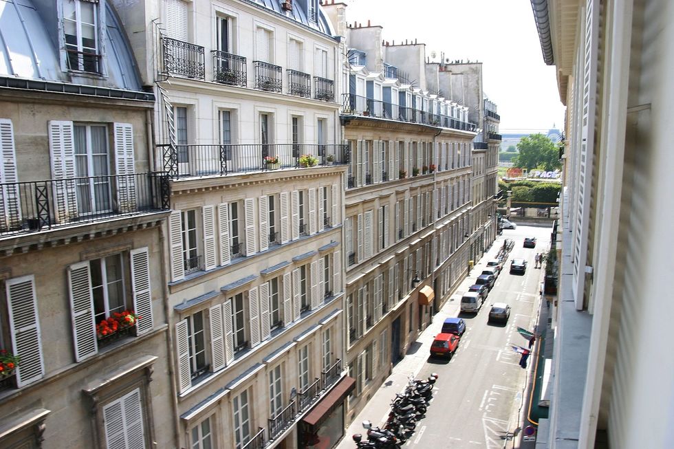 Parigi: 330 euro d'affitto per 1,5 metri quadrati di casa