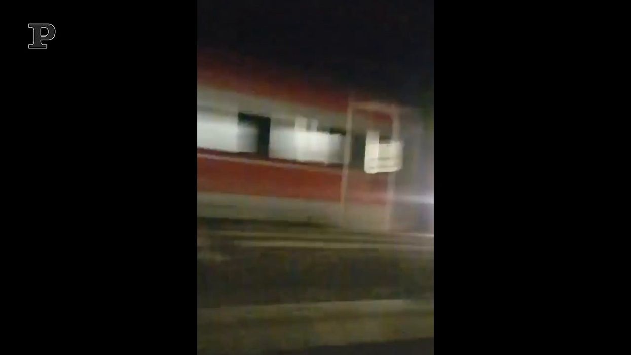 Lodi: video di un passeggero del treno deragliato