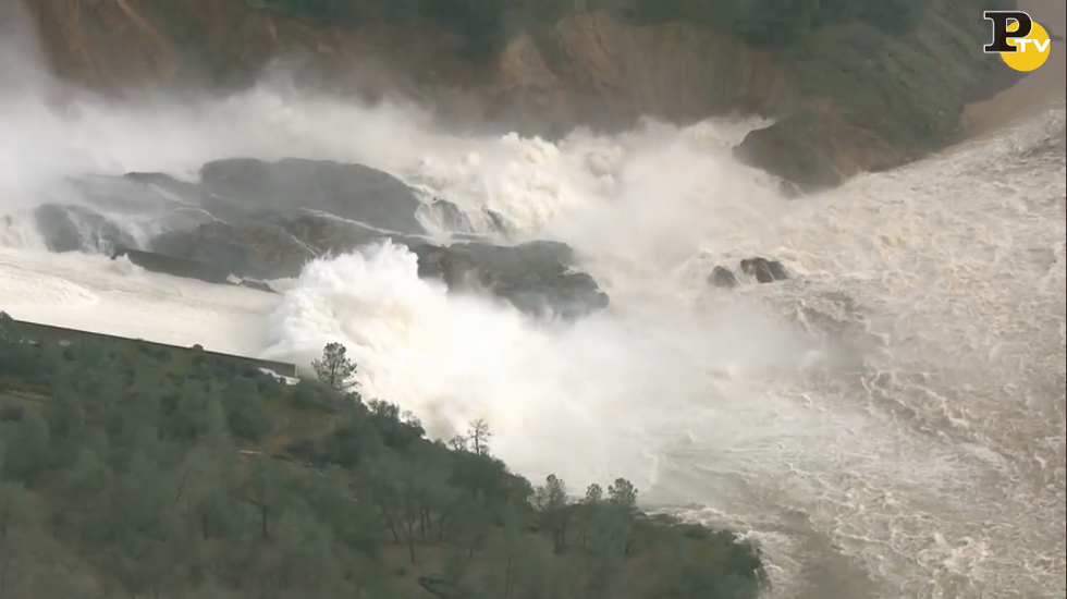 video diga california oroville rischio collasso inondazione