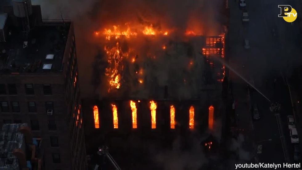 video-incendio cattedrale san sava new york