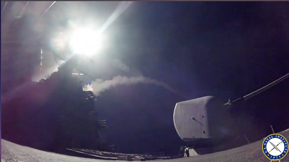 video lancio missili tomahawk usa siria
