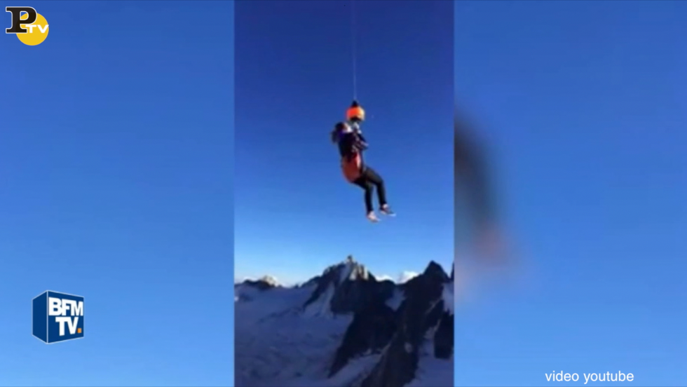 video salvataggio ragazza elicottero soccorso alpino funivia monte bianco