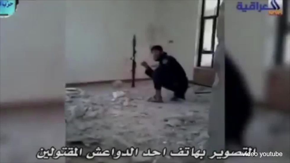video-terrorista isis razzo casa