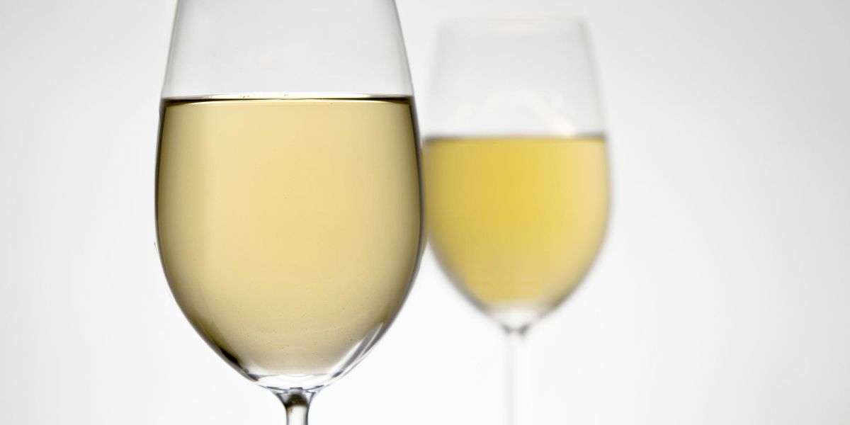 vino bianco calice