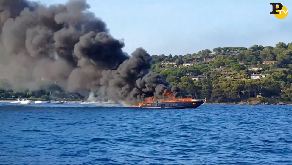 yacht saint tropez incendio video