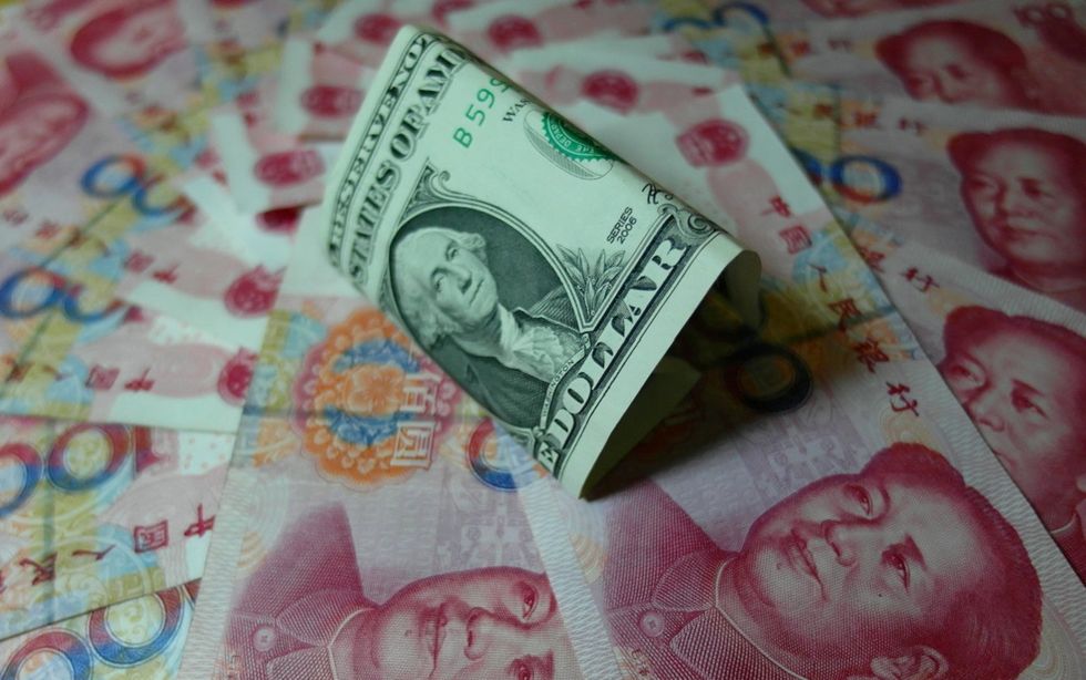 yuan-dollaro