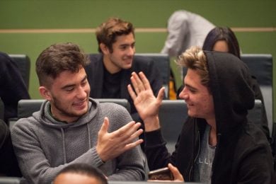 La generazione Under 30 che non vive dalla mamma. E smentisce Padoa-Schioppa