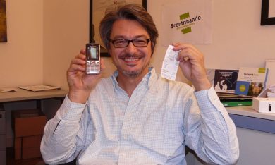 Keeping cash register receipts online