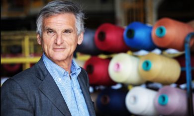 A triangle that works in yarns