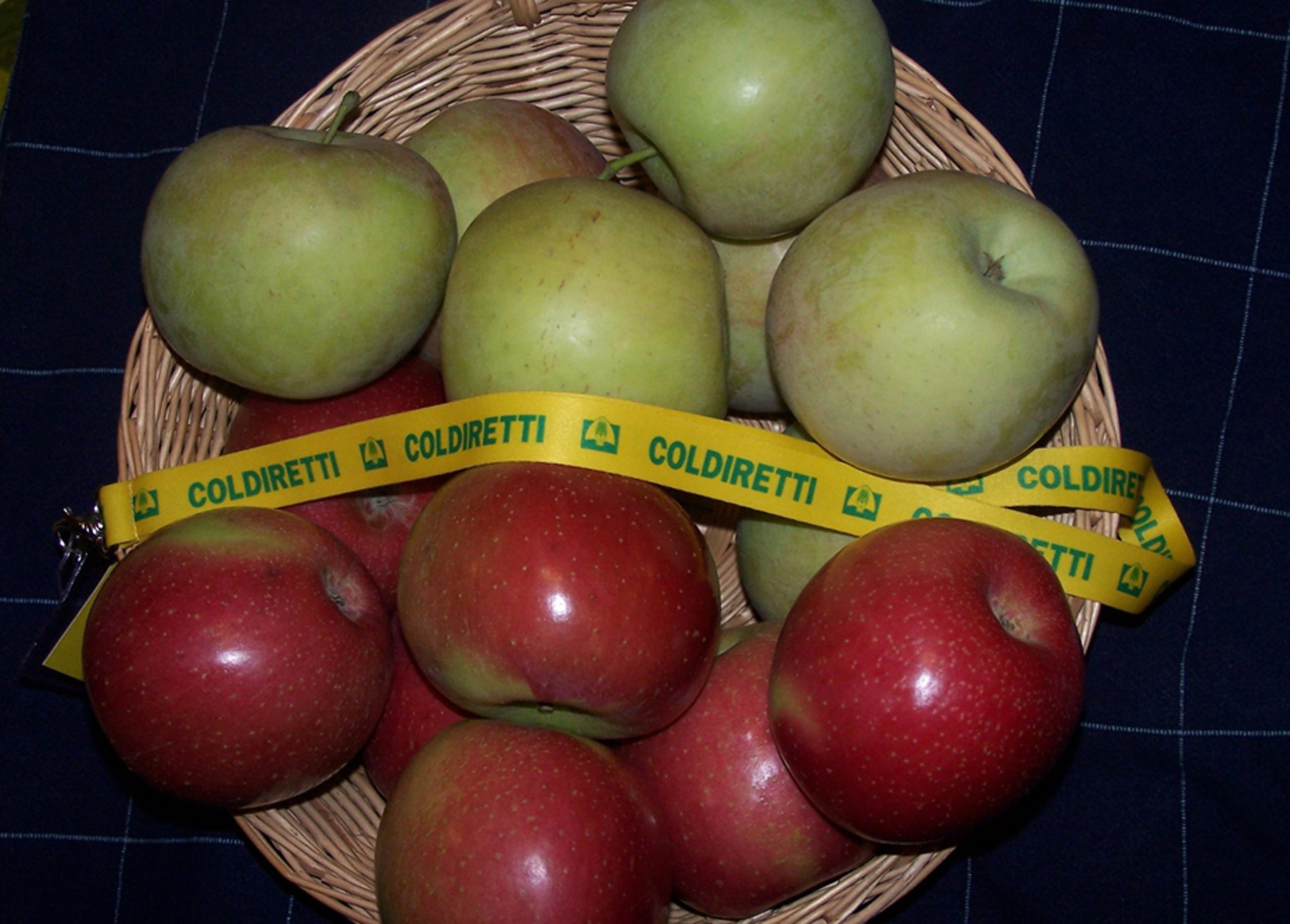 The apple of your eye. The one with Marilyn’s beauty-spot The apple of your eye. The one with Marilyn’s beauty-spot