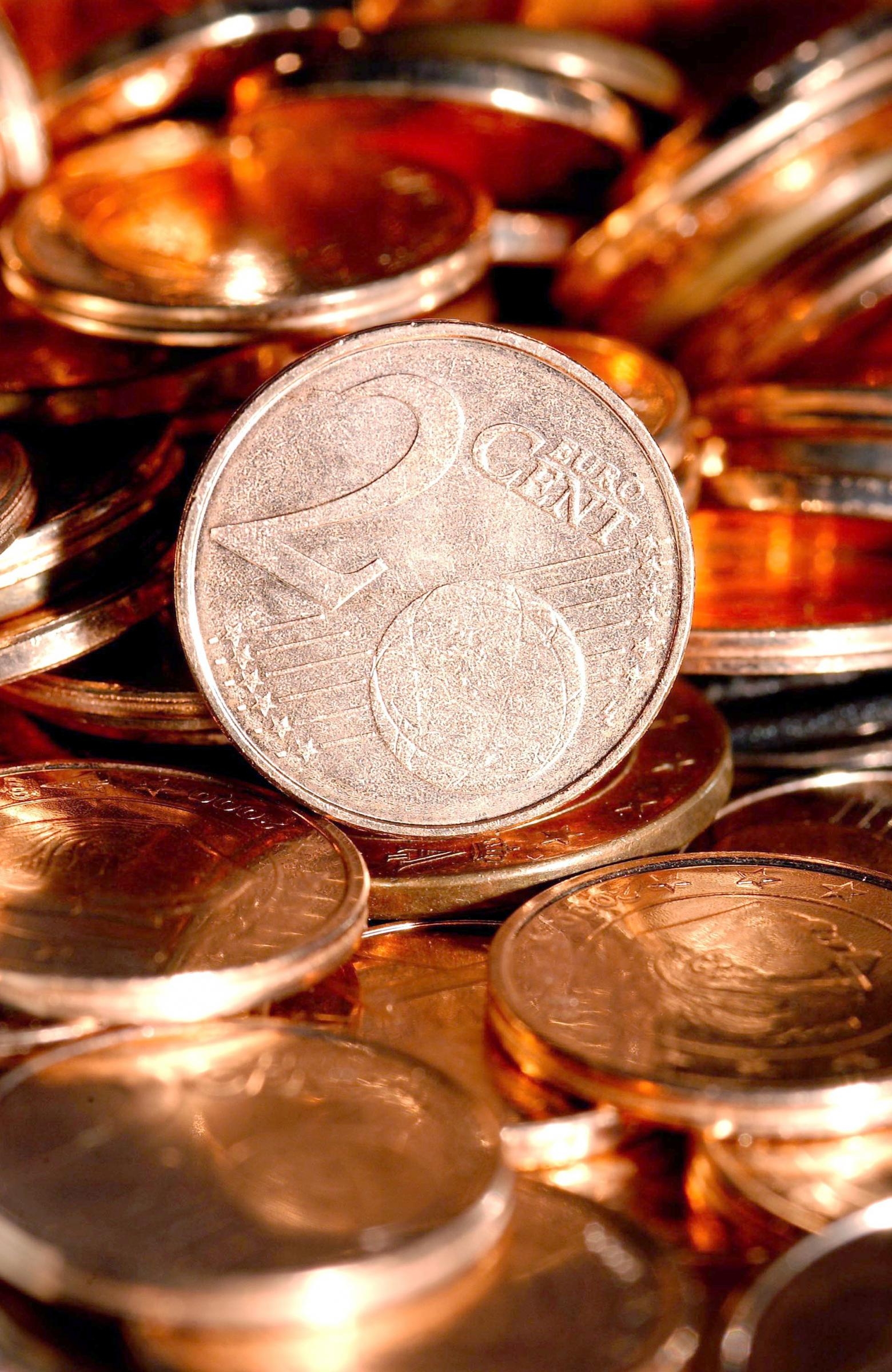 Lavanderia Italia: riciclati 5 mila euro al secondo