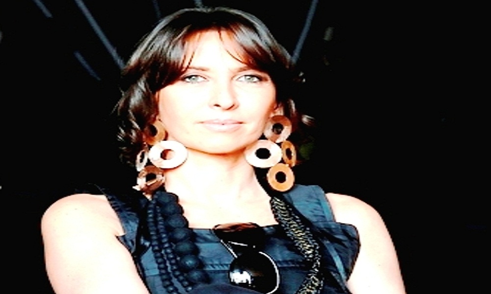 Raffaella Leone: “Mio padre mi diceva che l’Italia non pensa in grande” Raffaella Leone: “Mio padre mi diceva che l’Italia non pensa in grande”