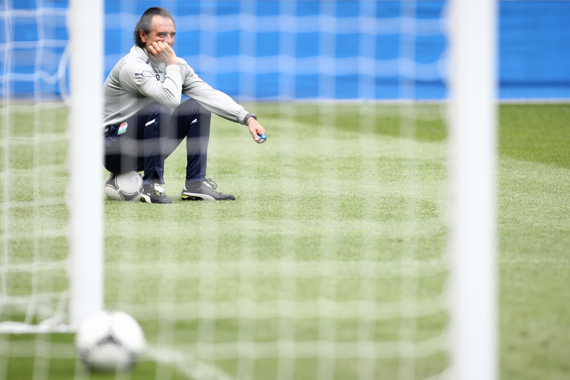 Bunker-Italia alla vigilia. Prandelli: “Poco per il salto di qualità”. SuperMario: “Sono un uomo”