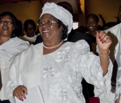 La svendita del presidente del Malawi, le strategie energetiche del Giappone, il nuovo Saint Laurent, Air France e gli acquisti di Mr Oracle