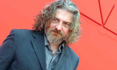 Aboliamo prof e titoli di studio