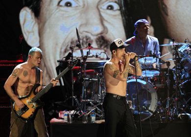 RHCP: 18 nuovi brani in 6 mesi
