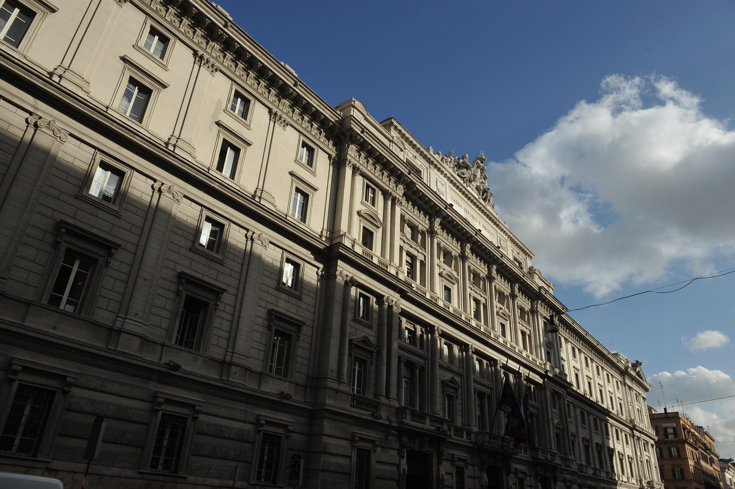 Patrimonio pubblico, tutti i gioielli degli enti locali che Monti può vendere
