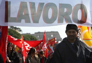 Crisi: per lavorare il diploma non basta