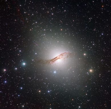 Nello spazio a 12 milioni di anni luce