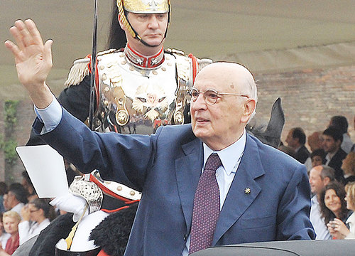 Il “perentorio ultimatum” di Napolitano e i rischi per la democrazia Il “perentorio ultimatum” di Napolitano e i rischi per la democrazia